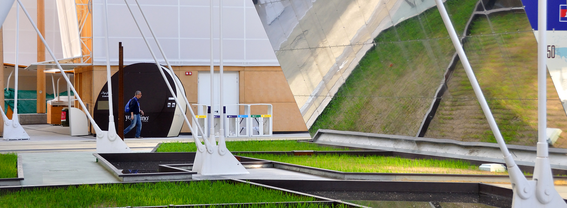 Cocoa and Rice Pavilion for EXPO2015